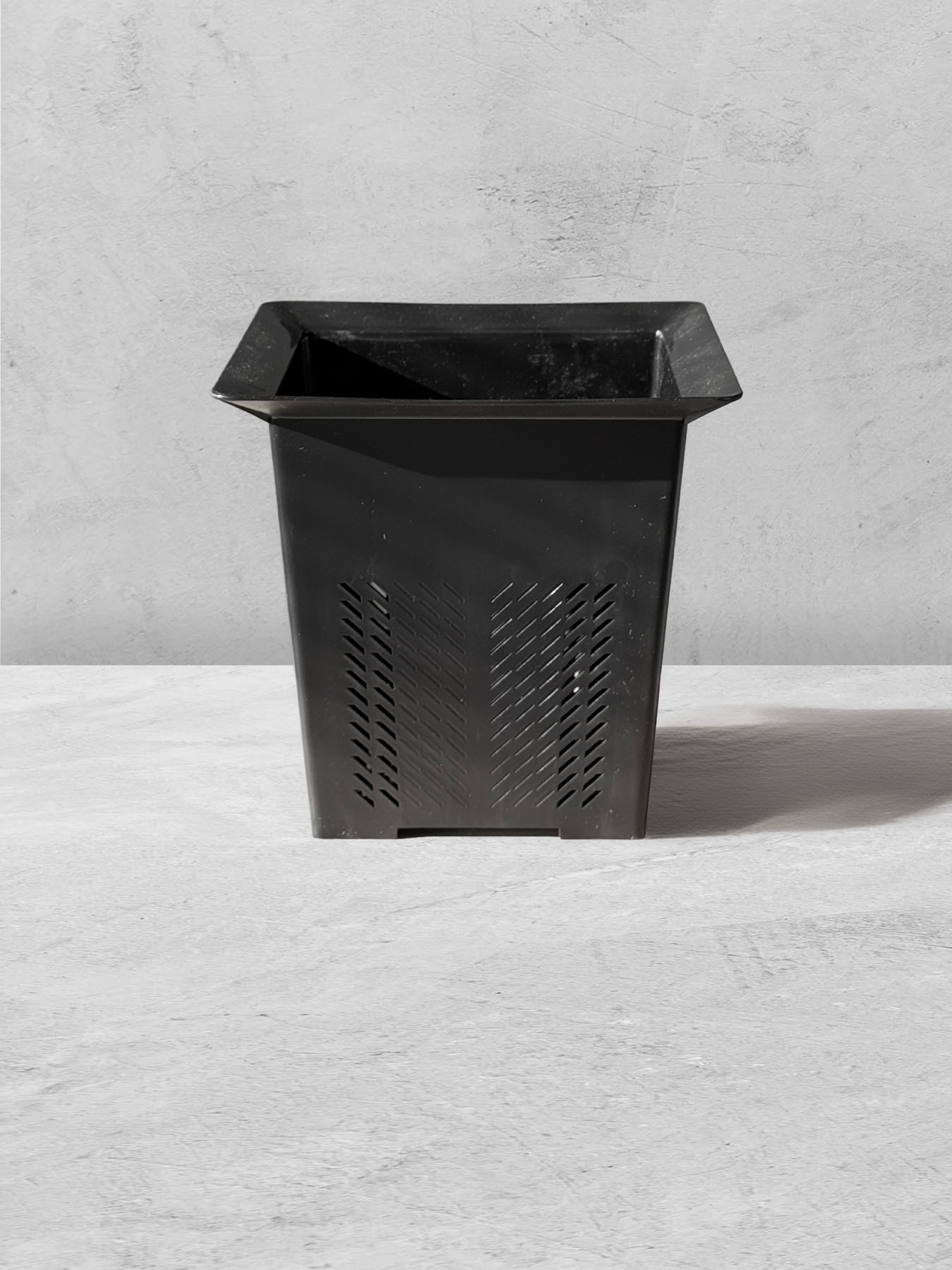 Vesseld Drain Smart Black square planter