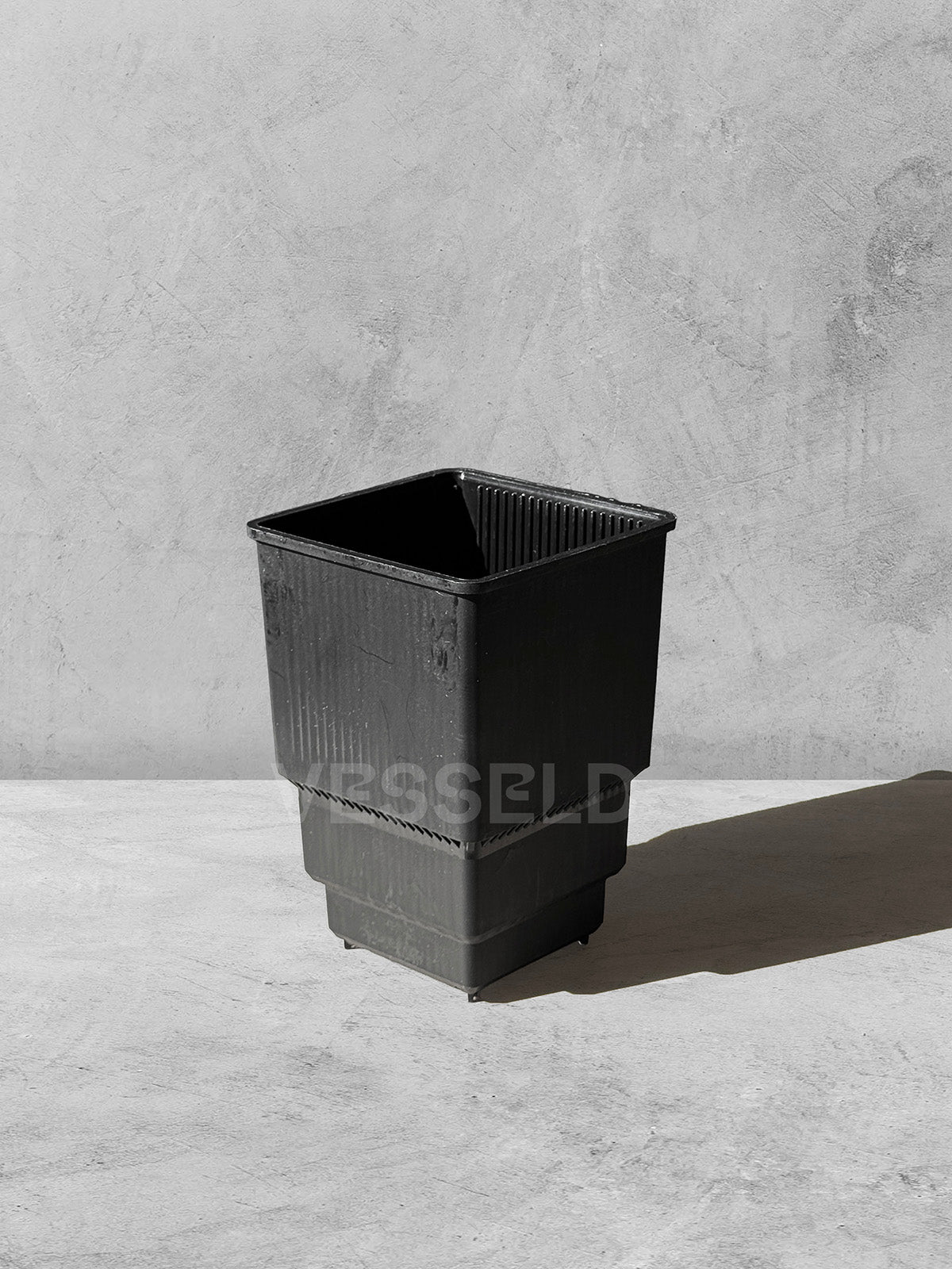 Vesseld.com Black rectangular Mesh Pot for succulents, cacti and orchids